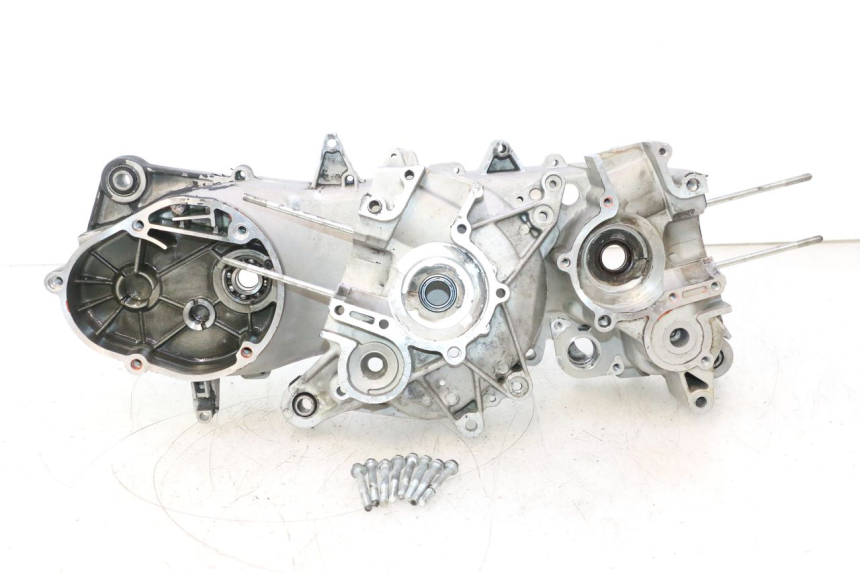 photo de CARTER BAS MOTEUR PIAGGIO NEW TYPHOON 50 (2018 - 2021) - Dettaglio del componente