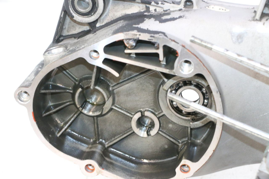 photo de CARTER BAS MOTEUR PIAGGIO NEW TYPHOON 50 (2018 - 2021) - Primo piano tecnico