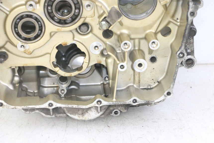 photo de CARTER MOTORE HONDA NTV DEAUVILLE ABS 700 (2007 - 2016) - Caratteristiche distintive