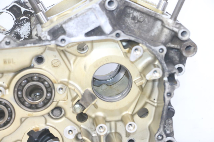 photo de CARTER MOTORE HONDA NTV DEAUVILLE ABS 700 (2007 - 2016) - Zoom sui componenti