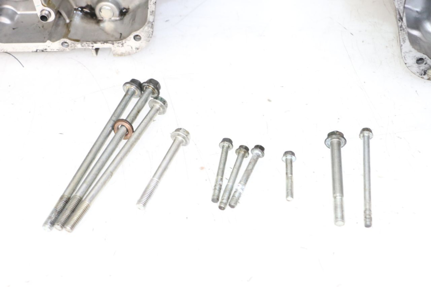 photo de CARTER MOTORE HONDA NTV DEAUVILLE 650 (2001 - 2006) - Panoramica del profilo