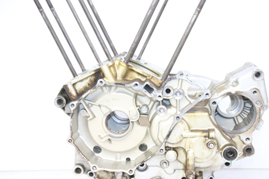 photo de CARTER MOTORE HONDA NTV DEAUVILLE 650 (2001 - 2006) - Dettagli dei punti di fissaggio