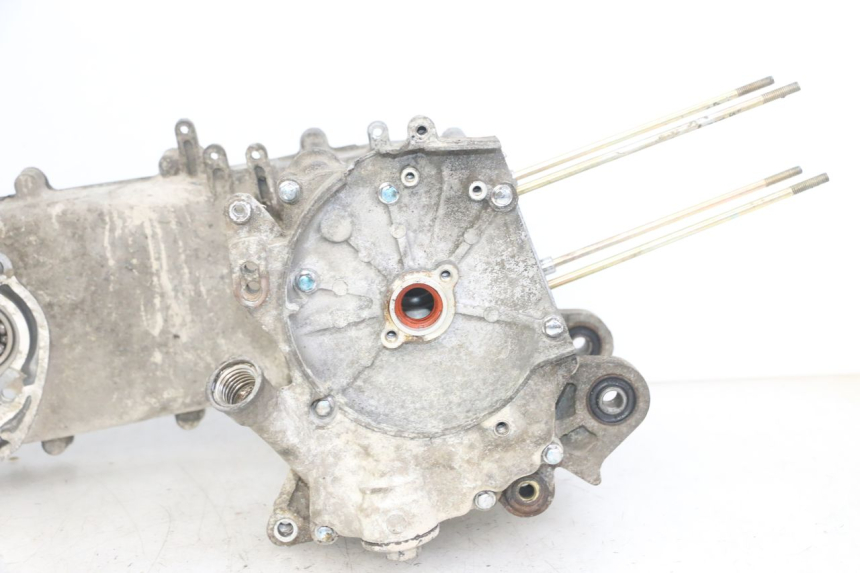 photo de CARTER MOTORE SYM ORBIT 2 4T 50 (2008 - 2017) - Zoom sui componenti