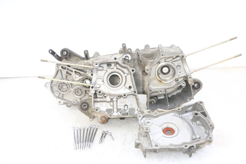 photo de CARTER MOTORE SYM ORBIT 2 4T 50 (2008 - 2017) - Dettagli dei punti di fissaggio