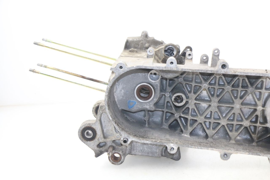 photo de CARTER MOTORE INFERIORE SYM ORBIT 2 50 (2008 - 2014) - Stato della superficie e materiale