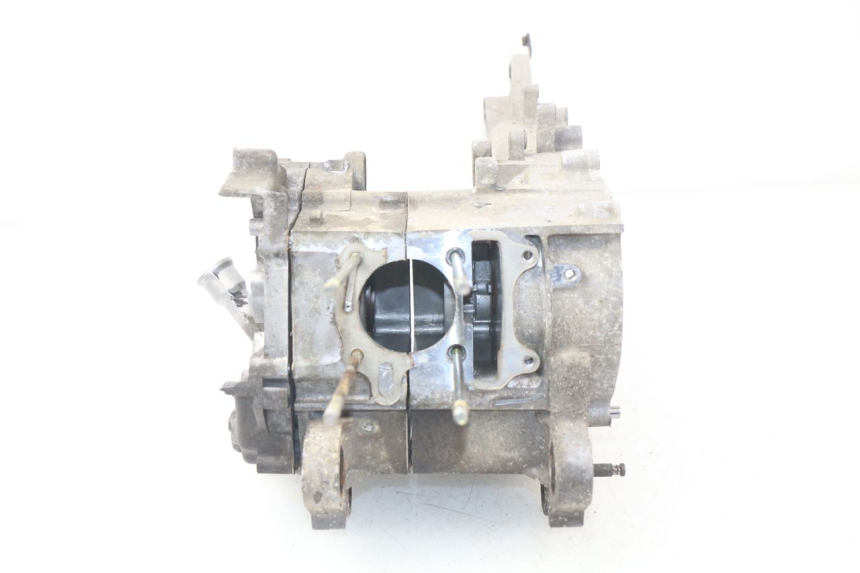 photo de CARTER MOTORE INFERIORE SYM ORBIT 2 50 (2008 - 2014) - Marcature e riferimenti originali