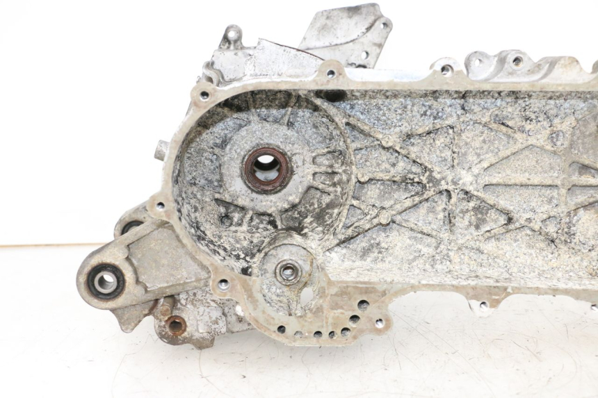 photo de CARTER MOTORE INFERIORE SYM ORBIT 2 50 (2008 - 2014) - Primo piano ad alta risoluzione