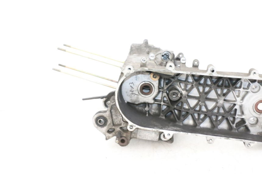 photo de CARTER BAS MOTORE SYM ORBIT III 3 4T 50 (2018 - 2021) - Ispezione visiva dettagliata