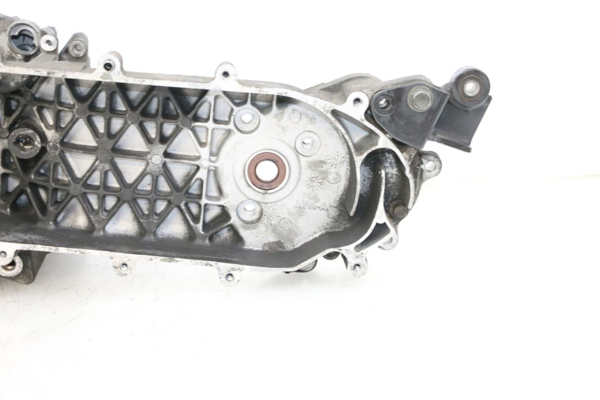 photo de CARTER BAS MOTORE SYM ORBIT III 3 4T 50 (2018 - 2021) - Focus sulla struttura