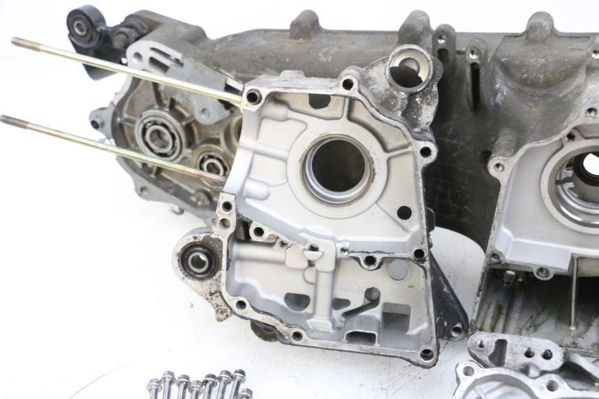 photo de CARTER BAS MOTORE SYM ORBIT III 3 4T 50 (2018 - 2021) - Altra angolazione