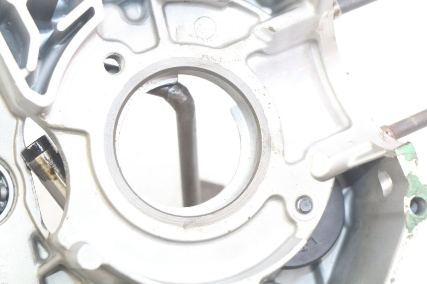 photo de CARTER MOTORE INF. YCF PILOT 125 - Altra vista dell'articolo