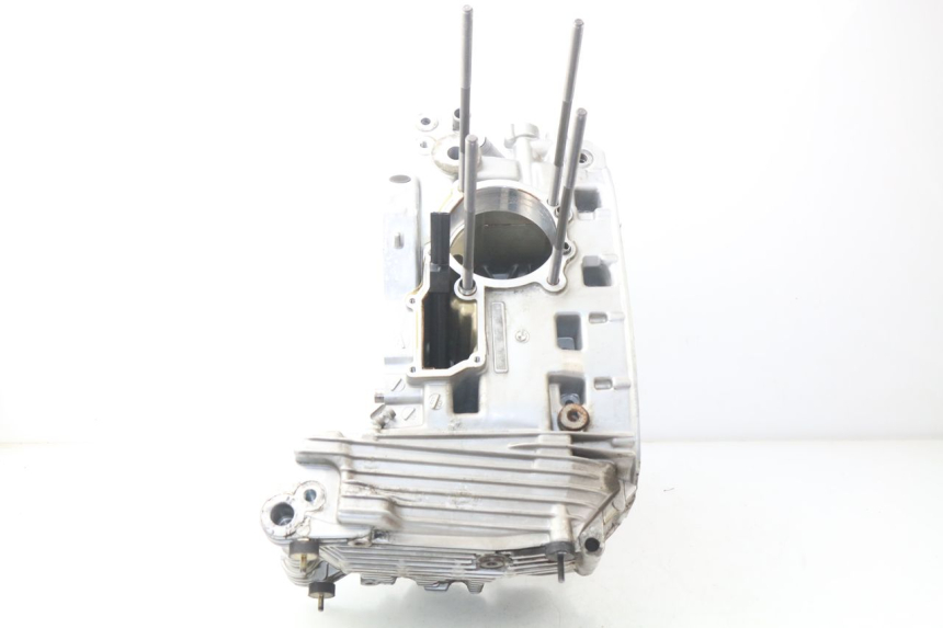 photo de CARTER MOTORE INFERIORE BMW R GS 1150 (1999 - 2004) - Primo piano ad alta risoluzione