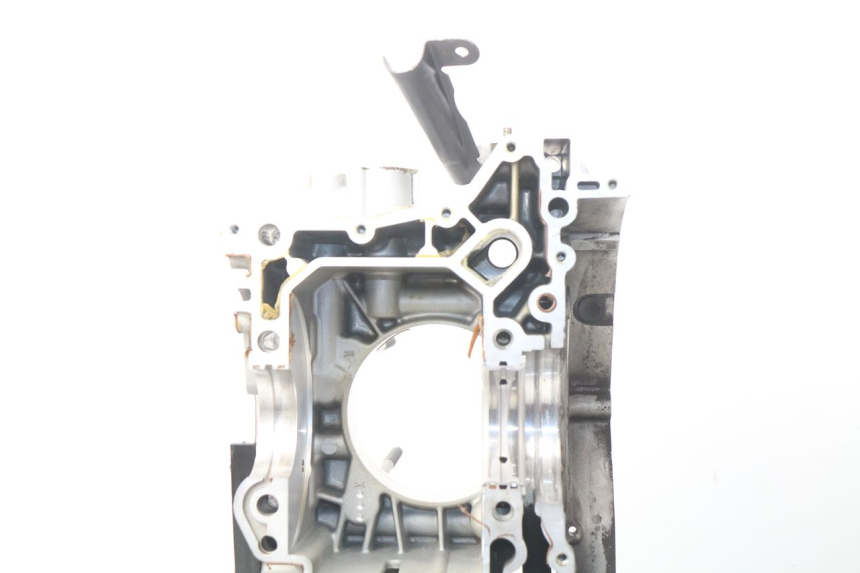 photo de CARTER MOTORE INFERIORE BMW R GS 1150 (1999 - 2004) - Focus sulla struttura