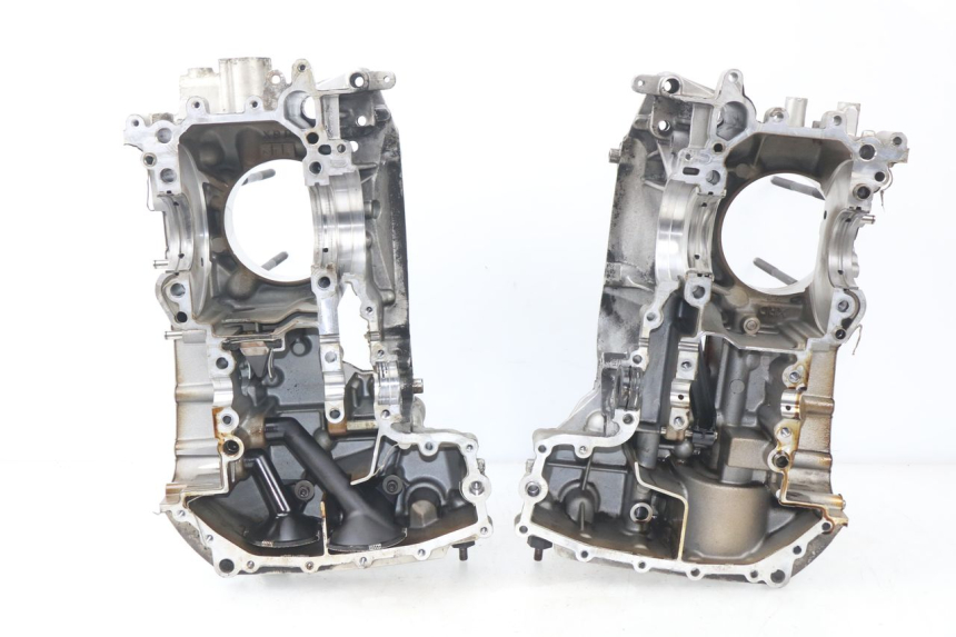 photo de CARTER MOTORE INFERIORE BMW R GS 1200 (2005 - 2007) - Ispezione visiva dettagliata