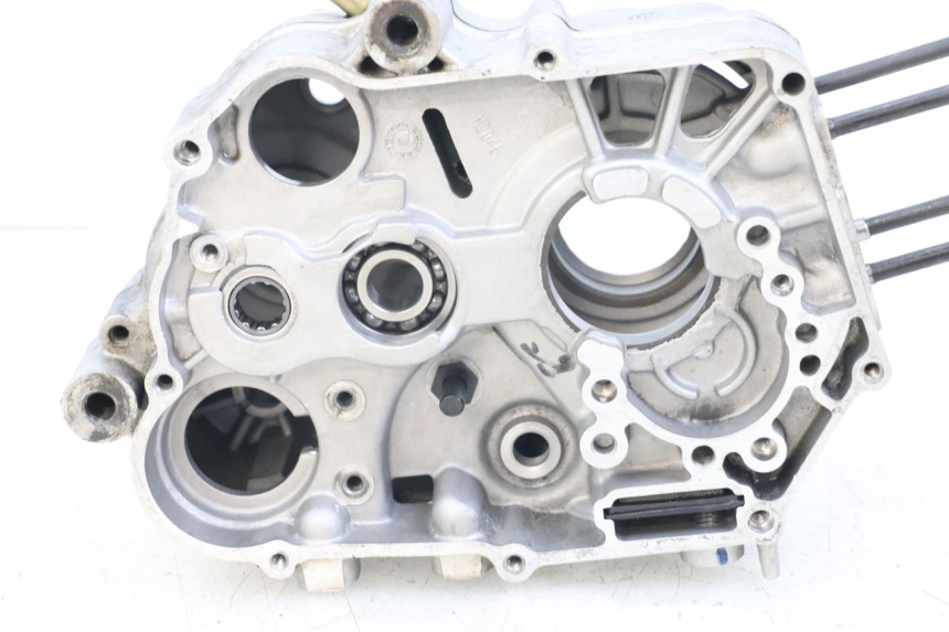 photo de CARTER MOTORE APOLLO RFZ 140 - Dettagli dei punti di fissaggio