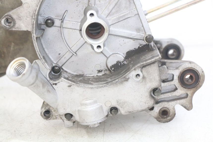 photo de CARTER MOTORE INF. TNT MOTOR ROMA 10' 4T 50 (2019 - 2022) - Caratteristiche distintive