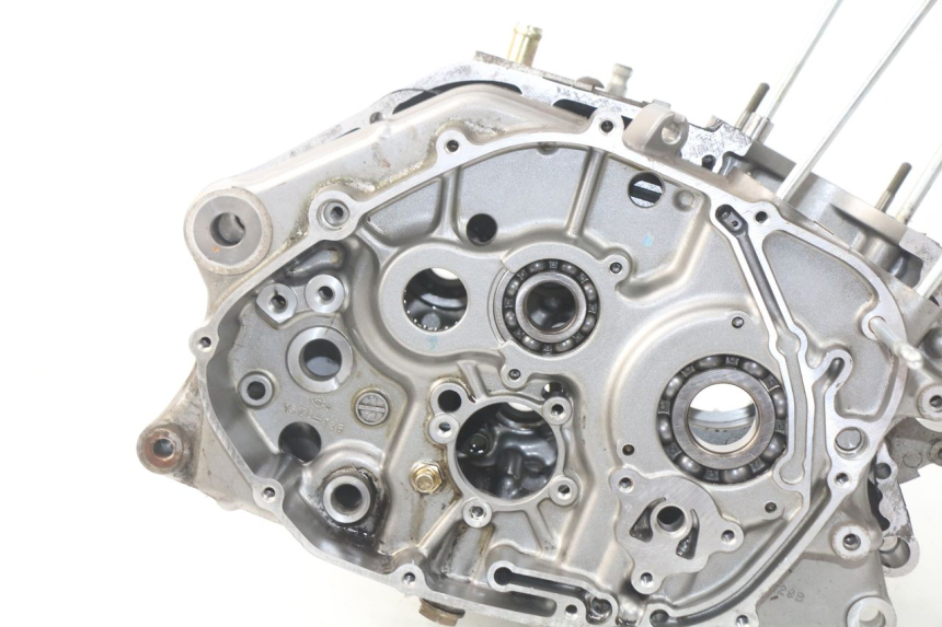 photo de CARTER MOTORE INFERIORE SUZUKI RV VAN VAN 125 (2003 - 2008) - Altra angolazione