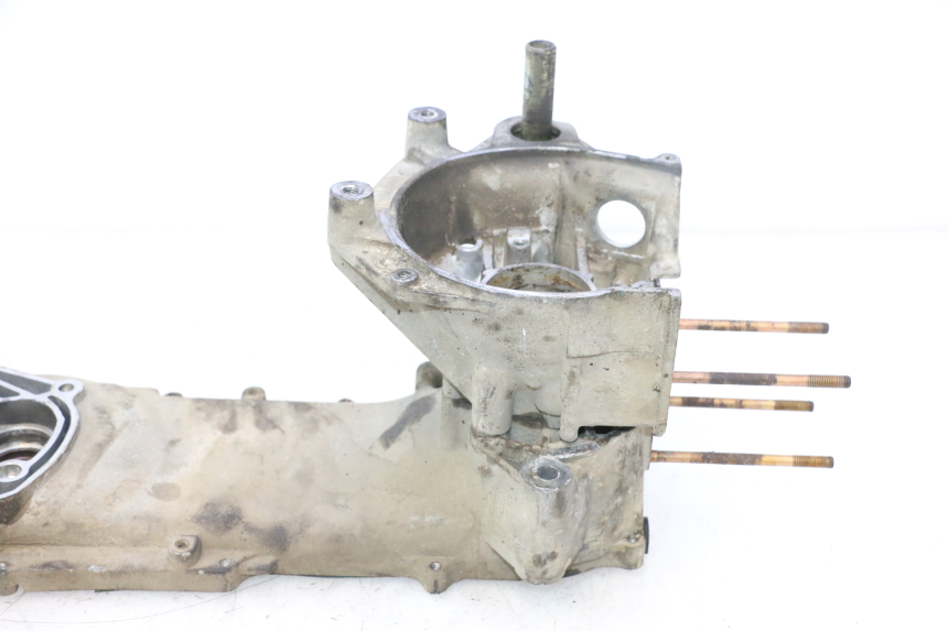 photo de CARTER BAS MOTEUR KEEWAY RY6 2T 50 (2011 - 2019) - Caratteristiche distintive