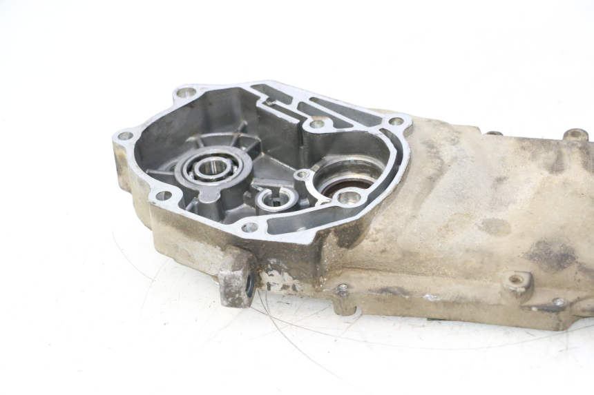 photo de CARTER BAS MOTEUR KEEWAY RY6 2T 50 (2011 - 2019) - Zoom sui componenti