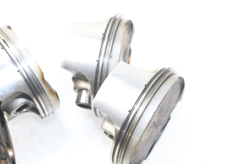 photo de CARTER MOTORE BMW S RR ABS S1000RR 1000 (2009 - 2011) - Zoom sui componenti