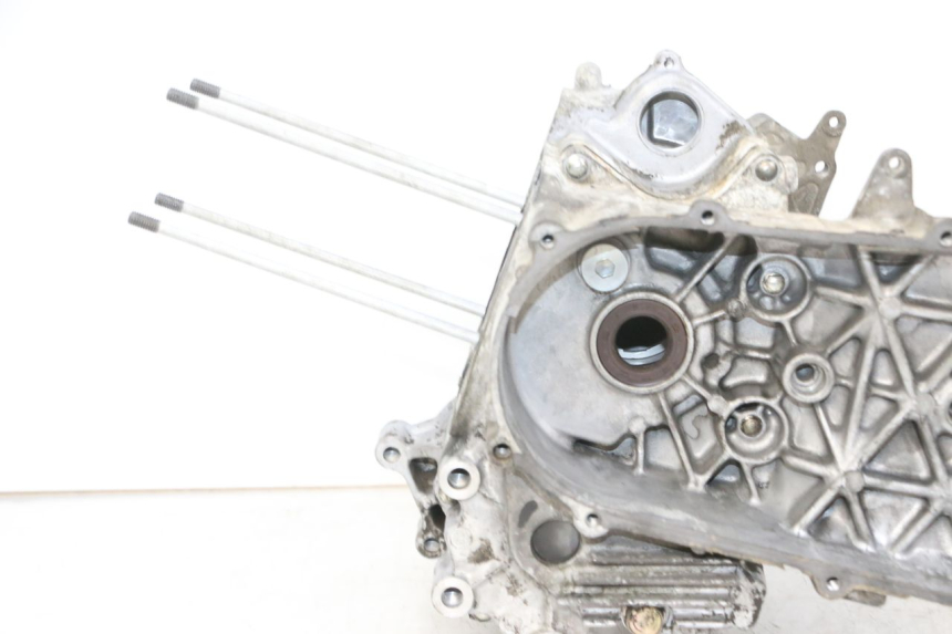 photo de CARTER BASSO MOTORE DAELIM S1 125 (2007 - 2016) - Zoom sui componenti