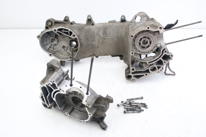 photo de CARTER BAS MOTEUR APRILIA SCARABEO 4T 50 (2009 - 2017) - Zoom sullo stato d'uso