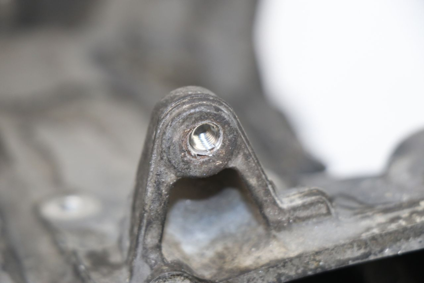 photo de CARTER MOTORE INFERIORE APRILIA SCARABEO GT 125 (1999 - 2007) - Marcature e riferimenti originali