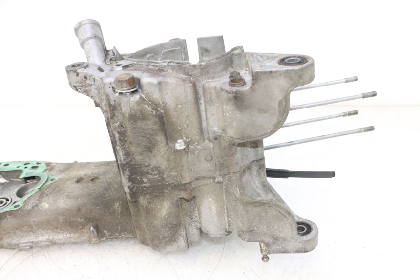 photo de CARTER MOTORE HONDA SCV LEAD 100 (2003 - 2007) - Primo piano tecnico