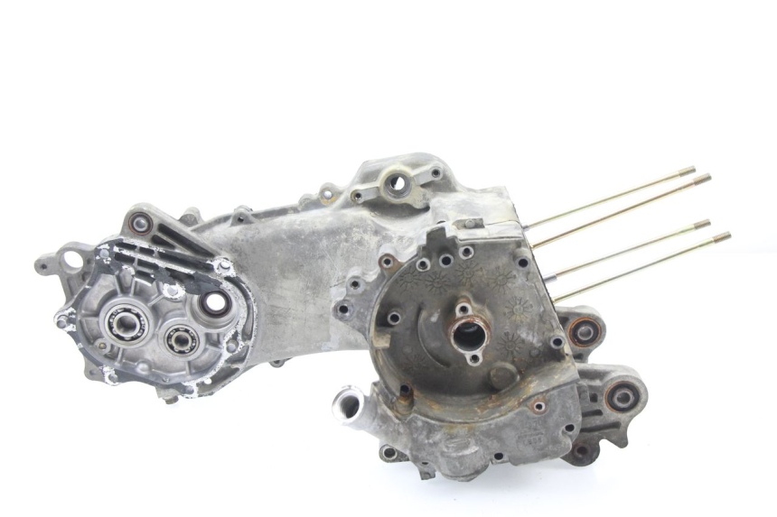 photo de CARTER MOTORE INFERIORE KYMCO SENTO 50 (2008 - 2013) - Caratteristiche distintive