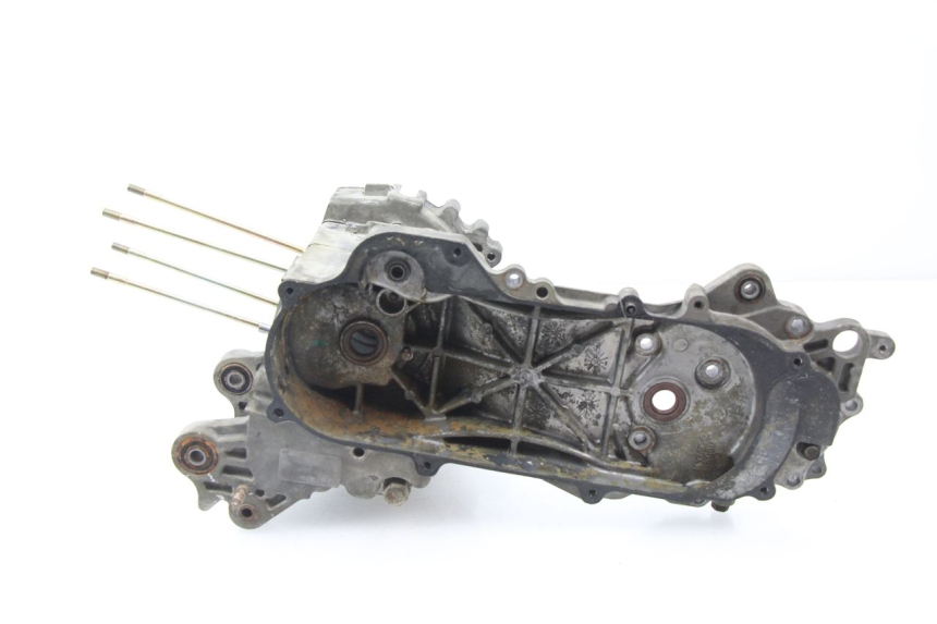 photo de CARTER MOTORE INFERIORE KYMCO SENTO 50 (2008 - 2013) - Dettagli dei punti di fissaggio