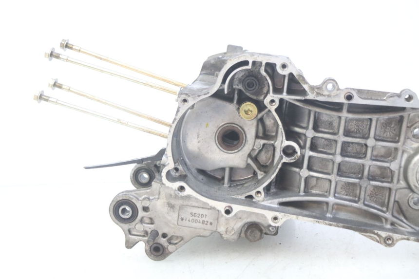 photo de CARTER BAS MOTEUR KYMCO SENTO 100 (2008 - 2013) - Caratteristiche distintive