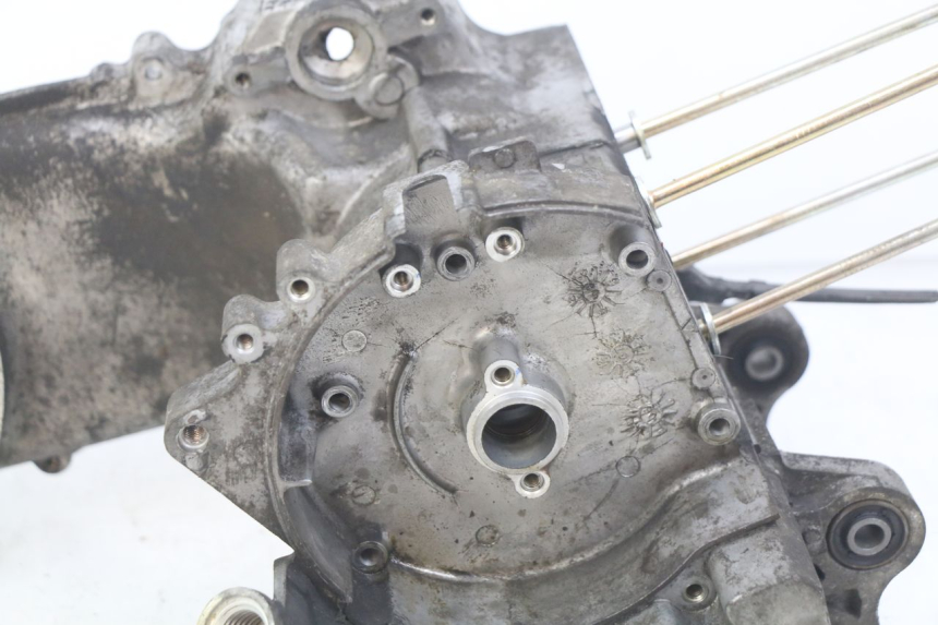 photo de CARTER BAS MOTEUR KYMCO SENTO 100 (2008 - 2013) - Primo piano tecnico