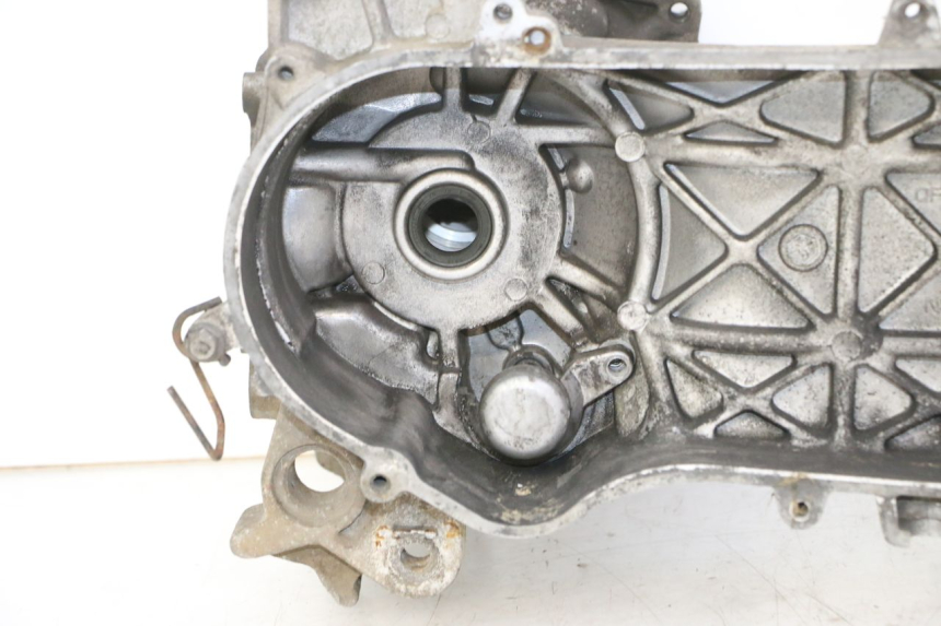 photo de CARTER MOTORE PEUGEOT SPEEDFIGHT 3 AIR 50 (2009 - 2015) - Angolazione alternativa