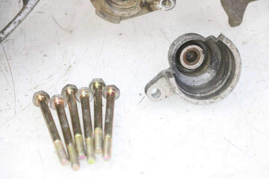 photo de CARTER MOTORE PEUGEOT SPEEDFIGHT 3 AIR 50 (2009 - 2015) - Stato della superficie e materiale