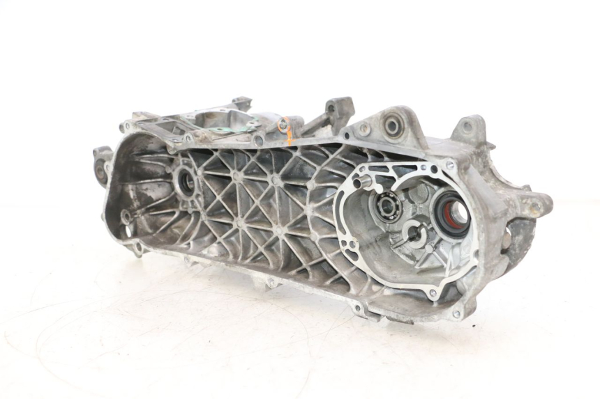 photo de CARTER BAS MOTEUR PEUGEOT SPEEDFIGHT LC 50 (1996 - 2002) - Caratteristiche distintive