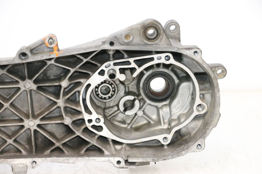 photo de CARTER BAS MOTEUR PEUGEOT SPEEDFIGHT LC 50 (1996 - 2002) - Ispezione visiva dettagliata