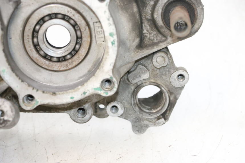 photo de CARTER BAS MOTEUR PEUGEOT SPEEDFIGHT LC 50 (1996 - 2002) - Angolazione alternativa