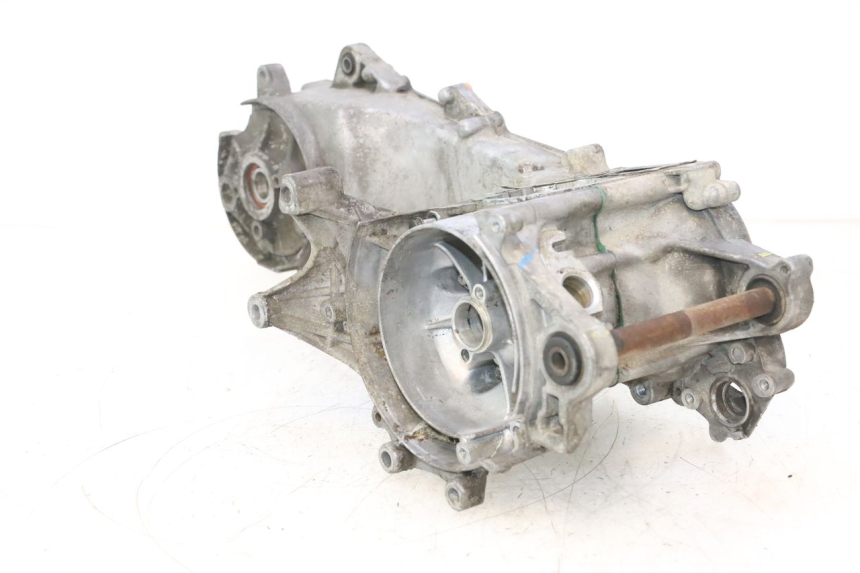photo de CARTER BAS MOTEUR PEUGEOT SPEEDFIGHT LC 50 (1996 - 2002) - Primo piano tecnico