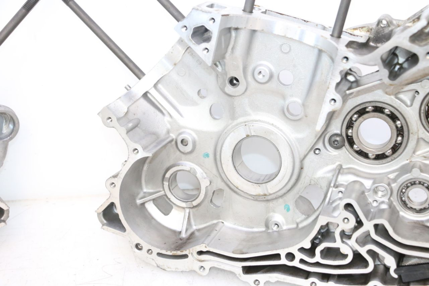 photo de CARTER MOTORE CAN-AM SPYDER RS 1000 (2008 - 2012) - Dettagli dei punti di fissaggio