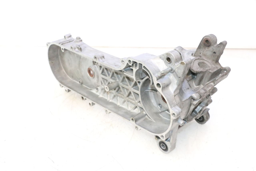 photo de CARTER MOTORE KYMCO SUPER 8 2T 50 (2007 - 2013) - Panoramica del profilo