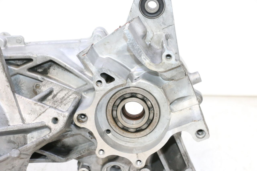 photo de CARTER MOTORE KYMCO SUPER 8 2T 50 (2007 - 2013) - Altra angolazione
