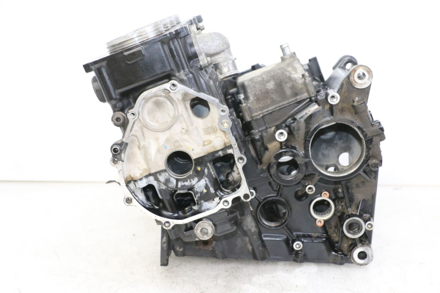 photo de CARTER MOTORE SUZUKI GSR 750 (2011 - 2017) - Altra vista dell'articolo