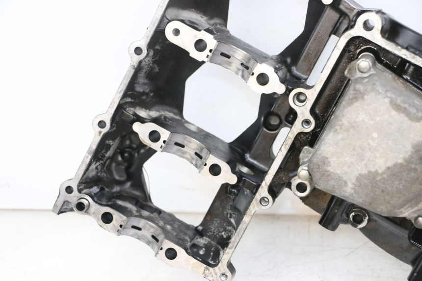 photo de CARTER MOTORE SUZUKI GSR 750 (2011 - 2017) - Zoom sullo stato d'uso