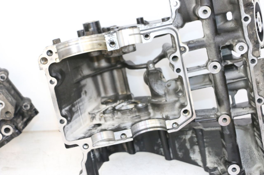 photo de CARTER MOTORE SUZUKI GSR 750 (2011 - 2017) - Altra vista dell'articolo