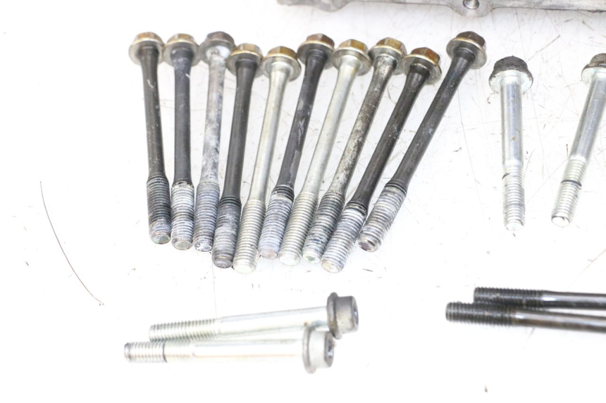 photo de CARTER MOTORE SUZUKI GSR 750 (2011 - 2017) - Ispezione visiva dettagliata