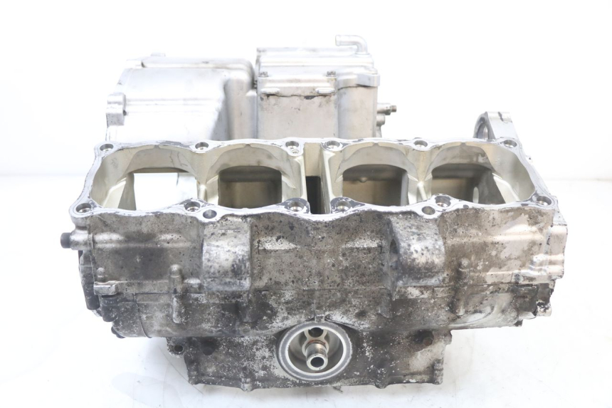 photo de CARTER MOTORE SUZUKI GSX F GSXF 650 (2007 - 2015) - Zoom sullo stato d'uso