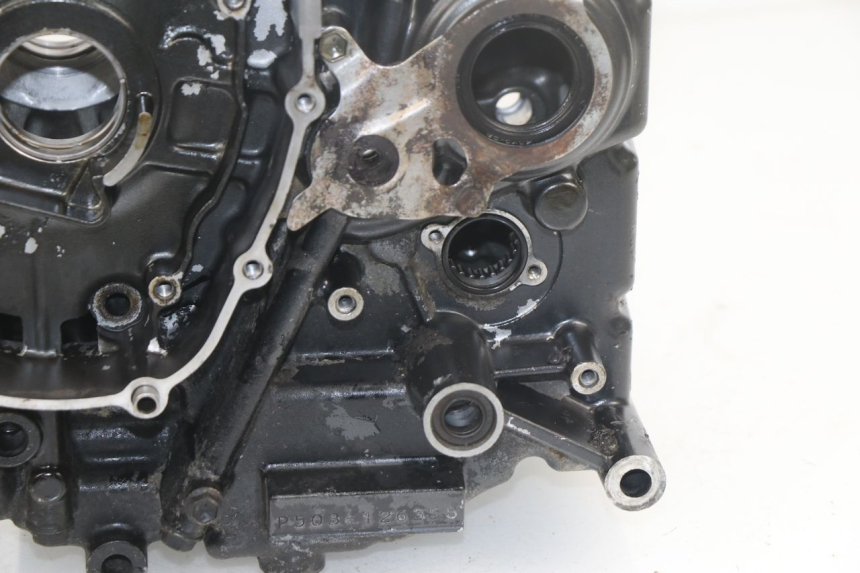 photo de CARTER MOTORE INFERIORE SUZUKI SV S 650 (1999 - 2002) - Altra angolazione