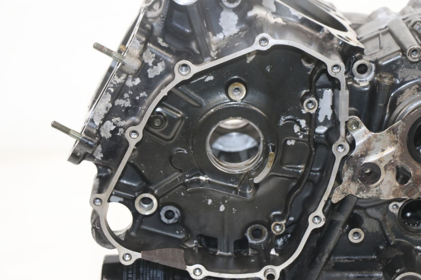 photo de CARTER MOTORE INFERIORE SUZUKI SV S 650 (1999 - 2002) - Primo piano tecnico