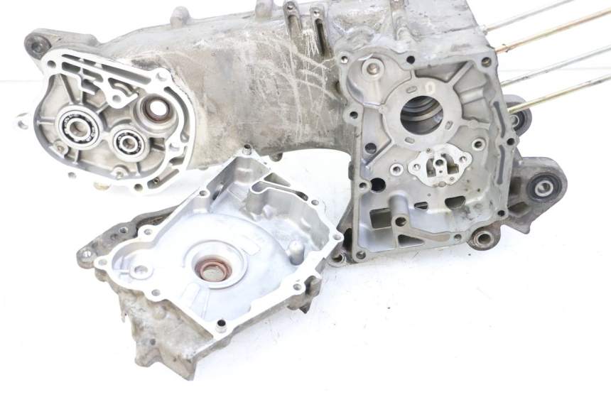 photo de CARTER BAS MOTORE SYM ORBIT III 3 4T 50 (2018 - 2021) - Ispezione visiva dettagliata