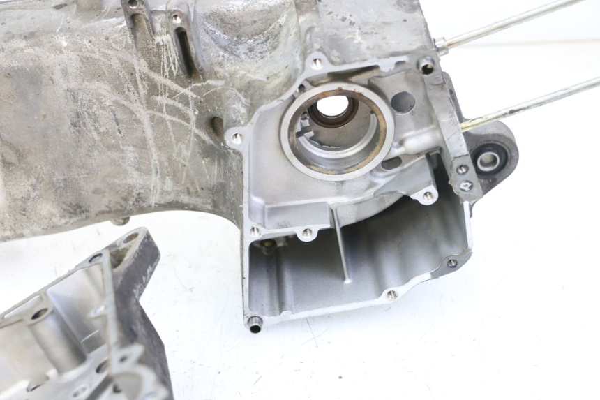 photo de CARTER BAS MOTORE SYM ORBIT III 3 4T 50 (2018 - 2021) - Focus sulla struttura